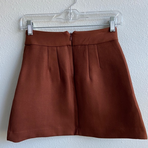 Express Mini Skirt - Picture 2 of 4